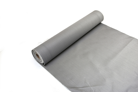 0.65mm cavo di acciaio inossidabile di 700 gradi hanno rinforzato il tessuto della vetroresina per la tenda a prova di fuoco