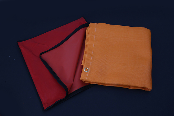 Pozzi del fuoco di Mats Fireproof Fiberglass Cloth For dell'isolamento termico, piattaforme, erba, calcestruzzo